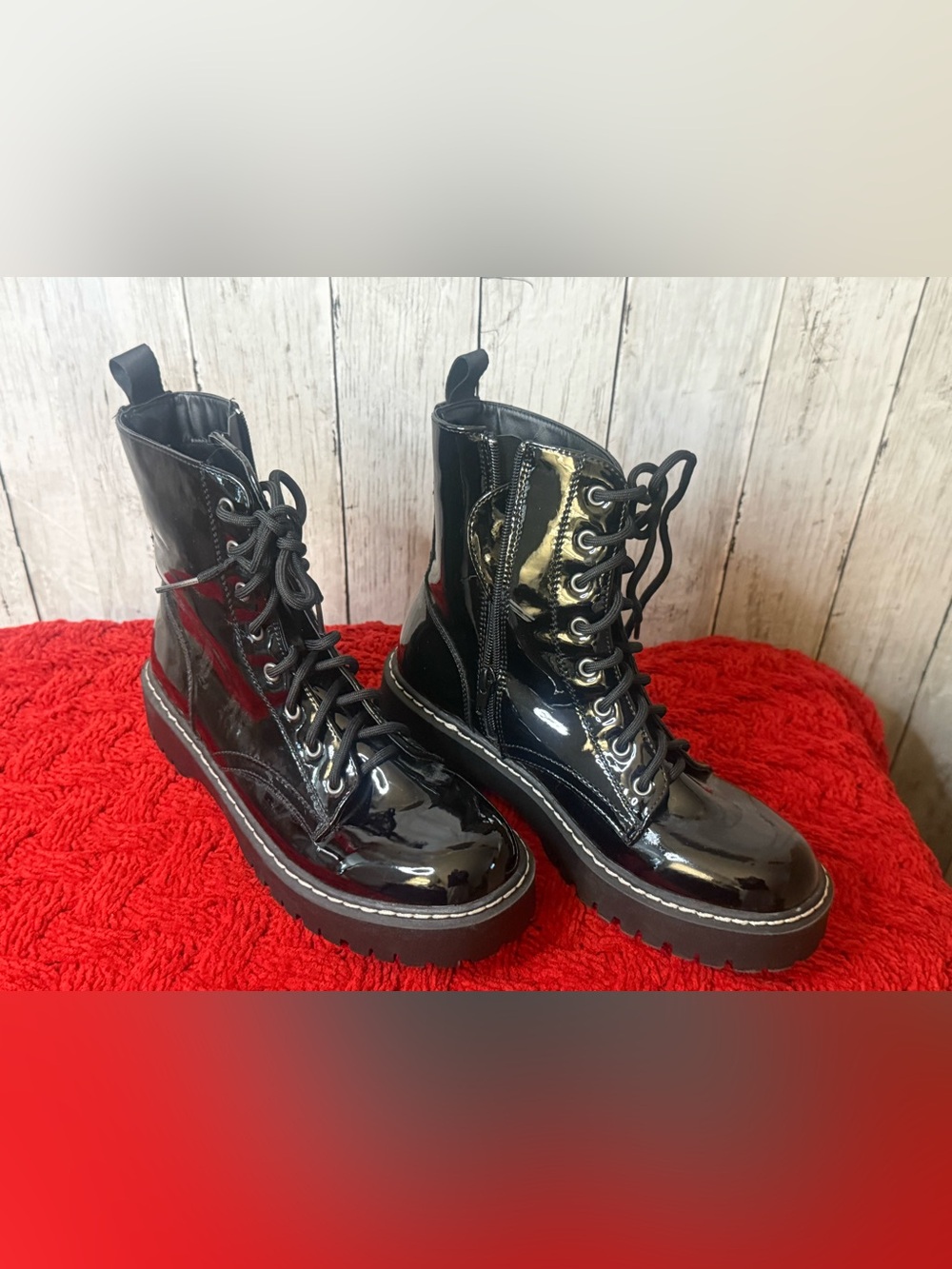 Sincerely Jules Harley-2 Black Patent Combat Boots Lace Up Lug Sole Womens 9M